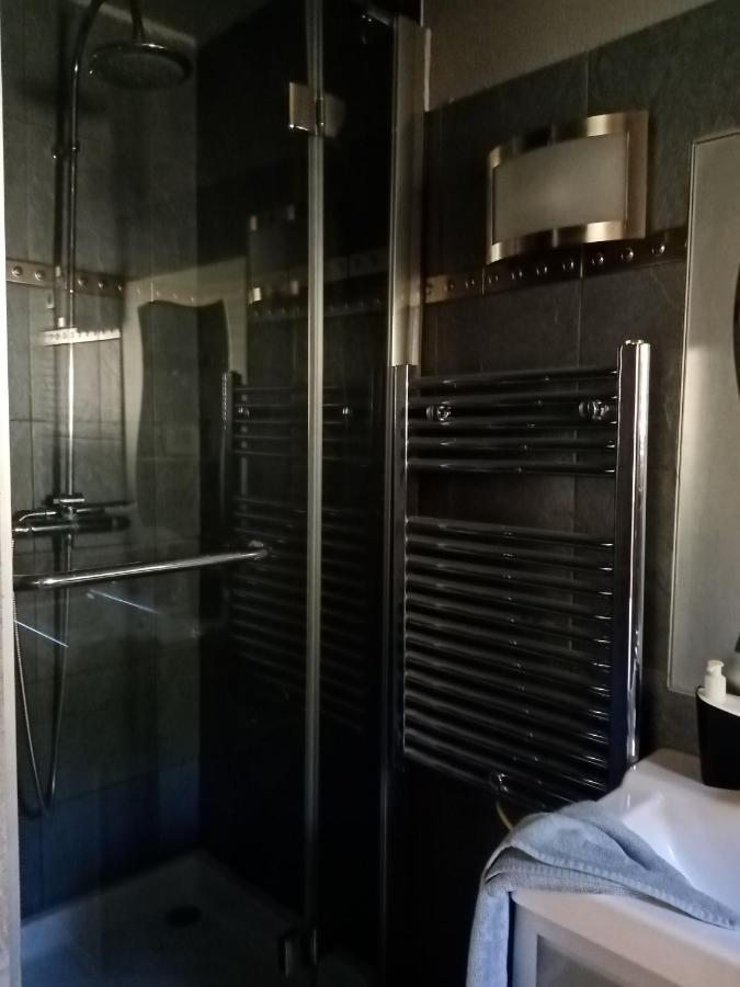Au Mas Saint Pierre Hotell Pignans Eksteriør bilde