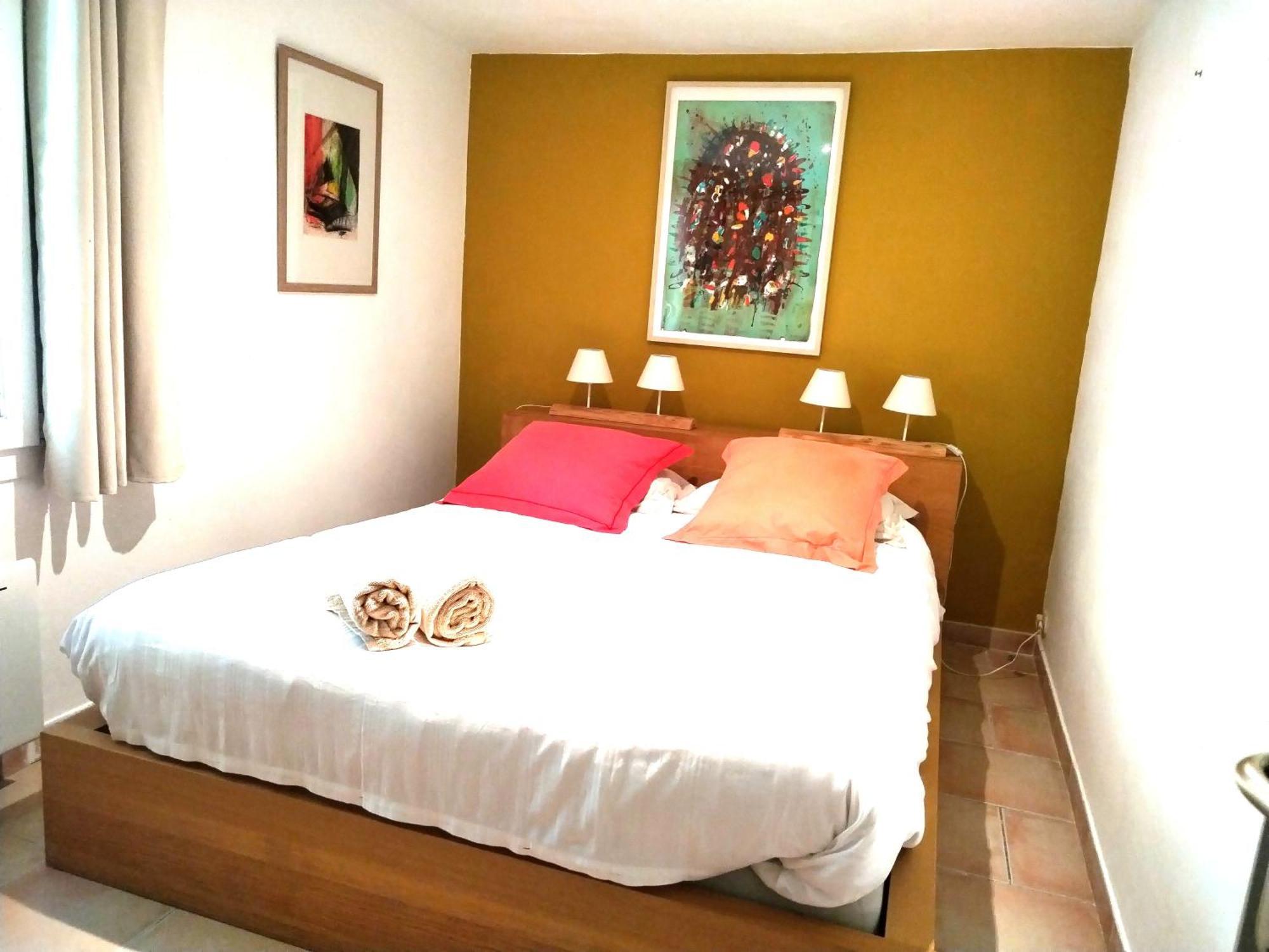Au Mas Saint Pierre Hotell Pignans Eksteriør bilde